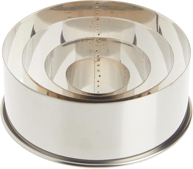 Ateco 4 Piece Stainless Steel Plain Edge Round Cutters Set in Graduated Sizes
