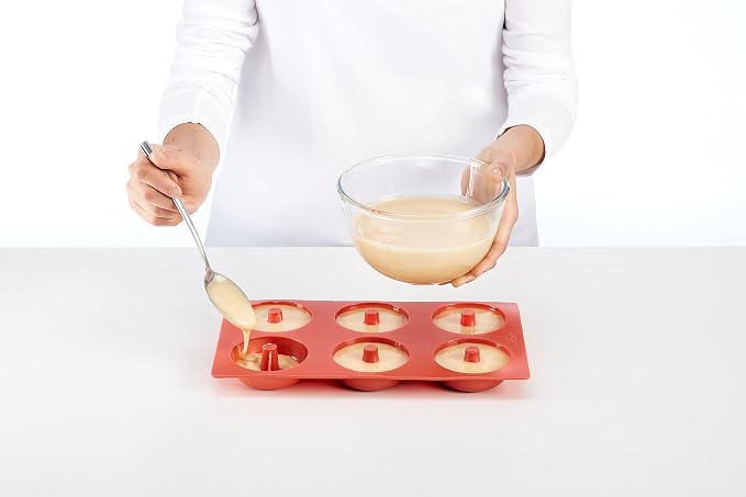 Lékué Platinum Silicone Donut Mold | 6 Non-Stick Holes For Baking - No Grease Needed | Pop-Out Oven Cake Molds | Heat-Resistant, Freezer Safe, Microwave Safe, Dishwasher Safe | Red