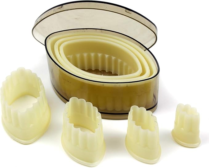 O'Creme Fluted-Barquette-Shaped Heat-Resistant Plastic Cutter in Seven Sizes, One of Each