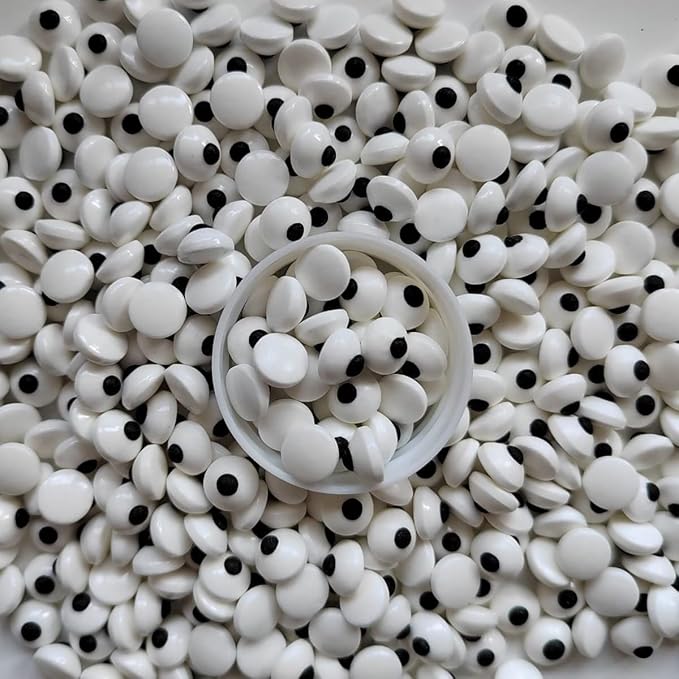 1 Bottle Candy Eyes Eyeballs - Cake Cupcake Toppers - Edible Baking Decorations for Cupcakes, Cakes, Cookies - Halloween, Christmas, Easter, and Edible Art Project Candy78g/2.75oz