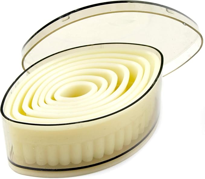 O'Creme Fluted-Barquette-Shaped Heat-Resistant Plastic Cutter in Seven Sizes, One of Each