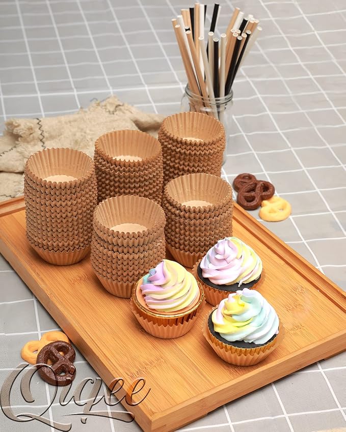 qiqee 600pcs Natural Cupcake Liners Muffin Linner No Smell, Food Grade Brown Baking Cups（Standard Size）
