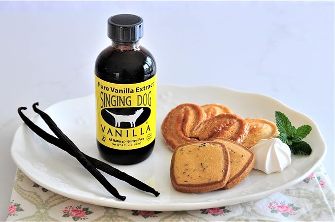 Singing Dog Vanilla Pure Vanilla Extract, 4 fl oz - All-Natural, Non-GMO, Sugar-Free, Corn-Free, Kosher Pareve, Vegan - Sustainably Sourced Vanilla Beans