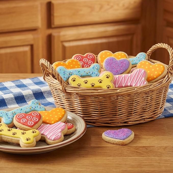 6 Pcs Dog Bone and Heart-Shaped Cookie Cutter 3 Sizes Stainless Steel Biscuit Mold Metal Dogs Treats Cookies Cutter Silver Puppy Cookie Cutters for Theme Party Treats and Homemade Baking