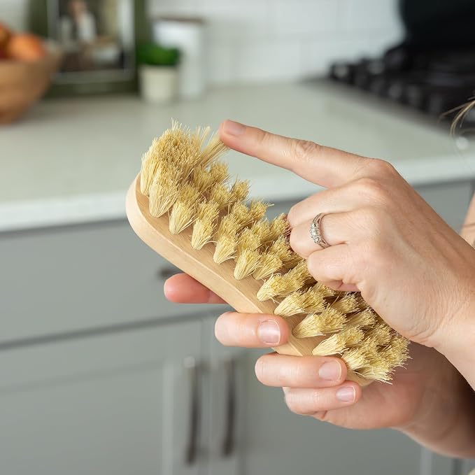 Bulka Banneton Natural Cleaning Brush for Wood Pulp Sourdough Proofing Baskets - Ergomonic Beechwood Handle & Agave Bristles, Medium Firmness Long & Short Bristles for Efficient Cleaning