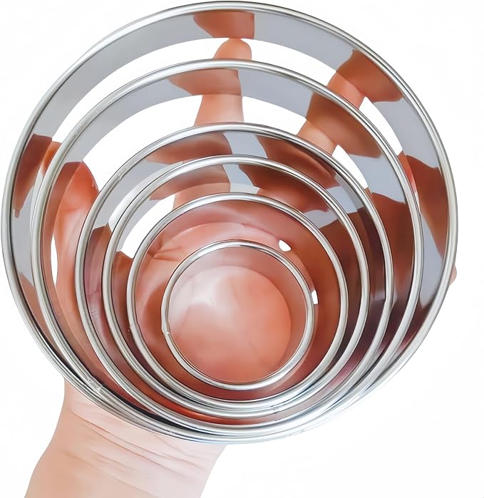 6 Pcs Round Stainless Steel Cookie Cutter Set (2, 3, 3.5,4, 5, 6 Inch),Large Stainless Steel Donut Cutter for cookies, cakes,Baking,Sandwiches, Durable and Easy to clean ﻿ ﻿ ﻿