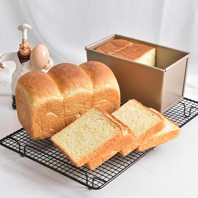 Commercial Pullman Loaf Pan with Lid, 1Lb Dough Capacity Non-stick Rectangle Flat Toast Box for Oven Baking 8.3" x 4.8" x 4.3"(Champagne Gold)