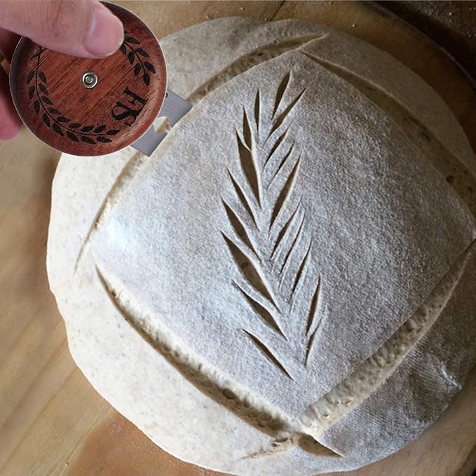 Bread Lame Cutter for Homemade Sourdough Bread Bakers, Cutting Bread Scoring Knife Razor Cutter Slashing Tool, Great Gift for Artisan Bread and Baguette Makers (Leaf)