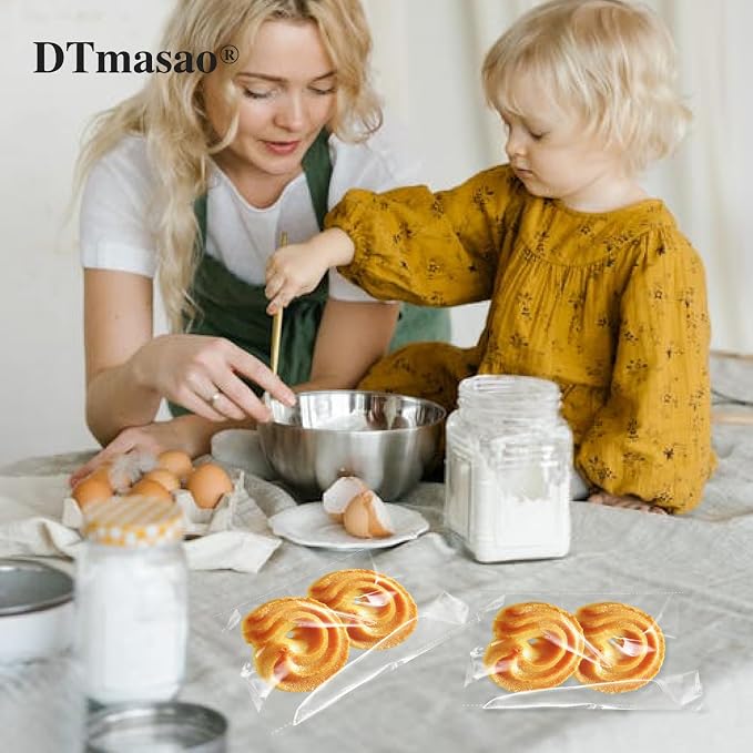DTmasao 6x9 Inches 200 Pcs Self Sealing Cellophane Bags Clear Cookie Bags Resealable Cellophane Bag for Packaging Gifts,Cookies,Favors,Products,Candy