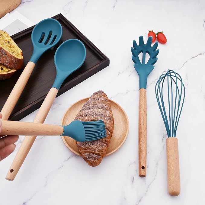 1pc Blue Silicon Basting Brushes, Heat Resistant Wooden Handle Pastry Brushes, Spread Oil Butter Sauce Marinades. Perfect for Sauce BBQ Grill Baking Kitchen Cooking