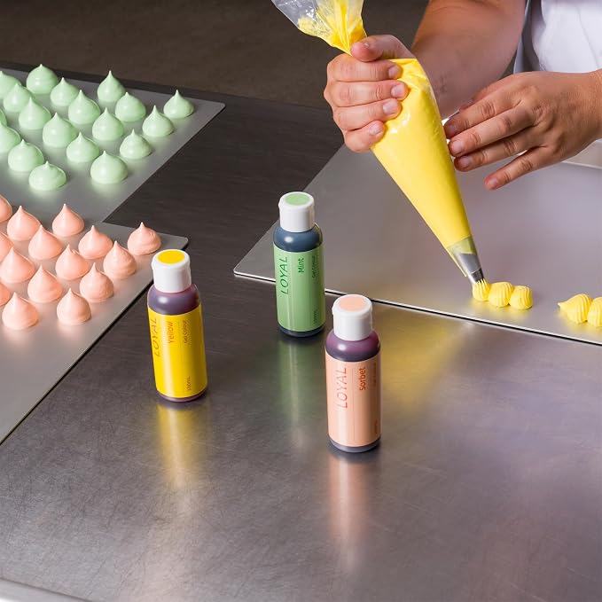 Loyal Gel Food Coloring | Vibrant Color for Buttercream, Fondant, Royal Icing, Gum Paste, Marzipan and Cake Batter | Gel-Based Concentrated Food Dye - 100ml Yellow