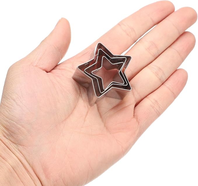 HARFINGTON 3Pcs Star Cookie Cutters Set Assorted Sizes Stainless Steel Five-Pointed Star Cookie Cutters Biscuit Mould for Pastry Fondant Cake Cookie