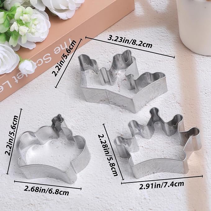 3 PCS Tiara Cookie Cutter, Stainless Steel Crown Cake Mold 3 Styles Crowns Princess Fondant Cutters Large Cookie Cutters for Baking Breakfast Dinner DIY Crafts Decoration, Silver