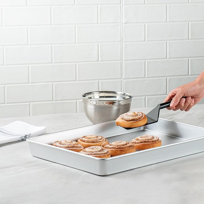 Restaurantware-Met Lux 18 x 12 x 2 Inch Straight-Sided Baking Tins, 12 Rectangular Cake Pans - Oven-Ready, Freezable, Anodized Aluminum Baking Sheet Cake Pans, Greaseproof, For Birthday Cakes