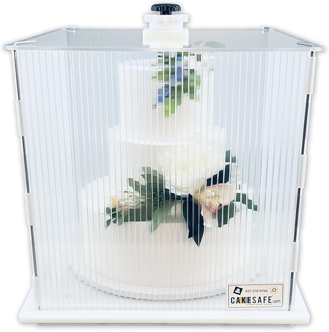 CAKESAFE Reusable Small Cake Transporter, Clear Plastic Cake Carrier (17" W x 16" H)