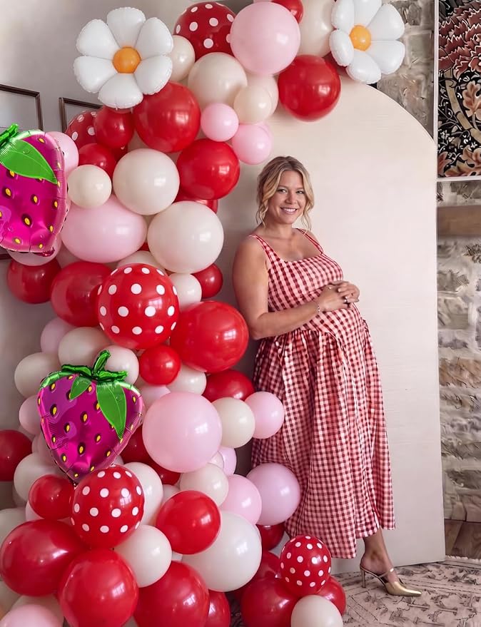 Strawberry Balloon Arch Garland Kit, 137 Pcs Pink Red Cream Balloons with Strawberry and Daisy Foil Balloons, Sweet Berry First Birthday Decor for Girls, Baby Shower, Princess Party Decorations