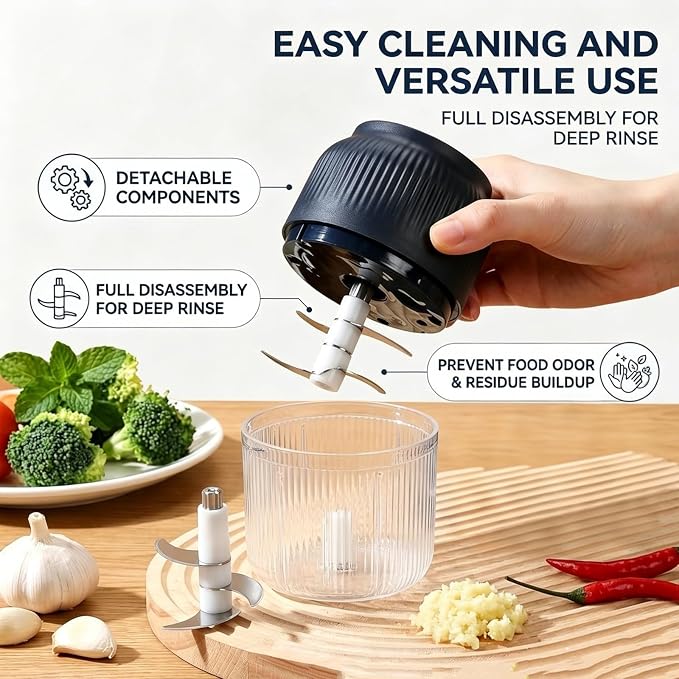 Household Electric Garlic Crusher, 6 Blades Portable Electric Garlic Chopper Mini with Lid & Egg Beater, Cordless Mini Chopper Food Processor for Efficient Chopping of Meat (1pc Blue)