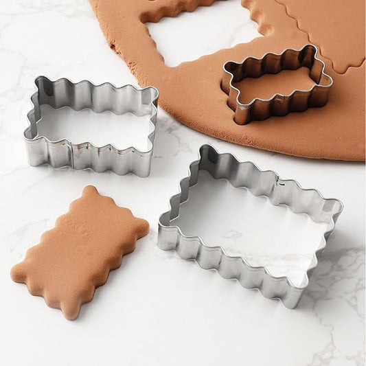 3Pcs Rectangle Scalloped Edge Cookie Cutter Set, Stainless Steel Rectangle Biscuit Molds Rectangle Pastry Fluted Edge Cutters for Homemade Baking, Assorted Sizes - 1.7 Inch,2.1 Inch,2.5 Inch
