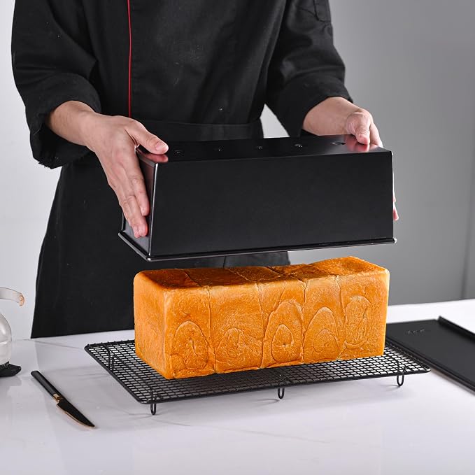 Commercial Pullman Loaf Pan with Lid, 2.2Lb Dough Capacity Non-stick Rectangle Flat Toast Box for Oven Baking 13.6"×5.4"×4.7"(Black)
