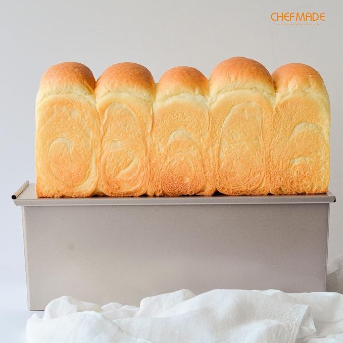 CHEFMADE Commercial Pullman Loaf Pan with Lid, 2.2Lb Dough Capacity Non-stick Rectangle Flat Toast Box for Oven Baking 4.8" x 12.8"x 4.7" Dishwasher Safe(Champagne Gold)