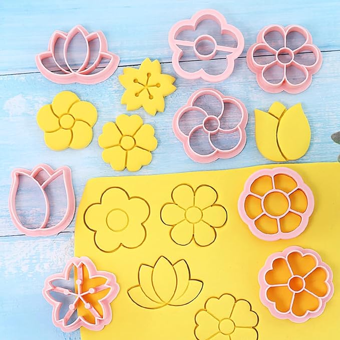 8pcs Mini Flower Cookie Stamps, One-touch Molding 3d Raised Design Cookie Cutters, suitable for Spring, Mother's Day, Valentine, Holiday & DIY Party Treats Frosting Decoration (Flower)