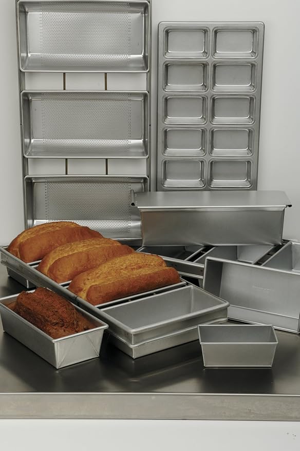 Commercial Bakeware 8 by 4-Inch Loaf Pan, 3/4-Pound