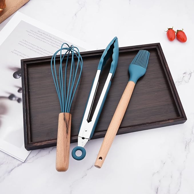 1pc Blue Silicon Basting Brushes, Heat Resistant Wooden Handle Pastry Brushes, Spread Oil Butter Sauce Marinades. Perfect for Sauce BBQ Grill Baking Kitchen Cooking