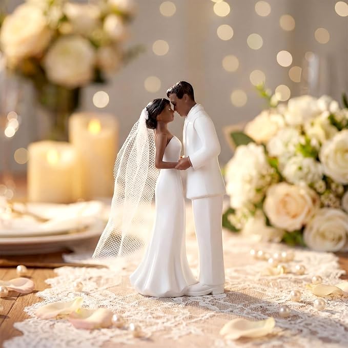 Remerry 4.5" Wedding Bride and Groom Cake Topper Vintage Elegant Wedding Cake Topper Couple Figurine Novios Para Pastel for Engagement Romantic Funny Couple Statue Anniversary (Romantic Era,Black)