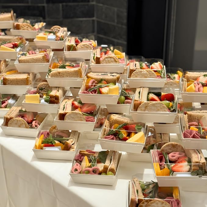50 Pack Small Charcuterie Boxes with Clear Lids - Disposable Food Containers, 5Inch Dessert Boxes for Presenting and Transporting an Assortment of Meats, Cheeses, Fruits and Other Delicacies.