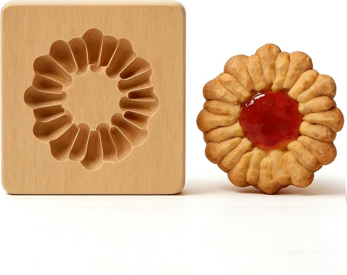Carved Wooden Gingerbread Cookie Mold,3D Wooden Baking Mold Cookie Biscuit Press Stamp Molds,Cookie Cutter,Cookie Stamp,DIY Biscuit Stamp Mould for Halloween Thanksgiving Christmas,Shape A 10*10*1.9cm