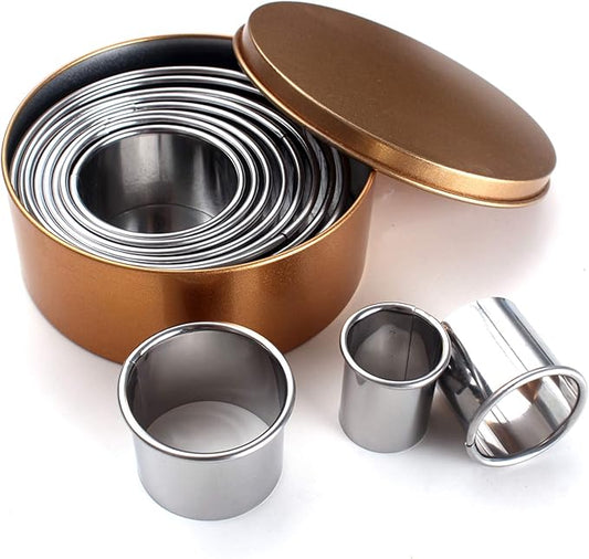 Round Stainless Steel Cookie Biscuit Cutters Set in Storage Tin, Assorted Sizes, 11 Pieces