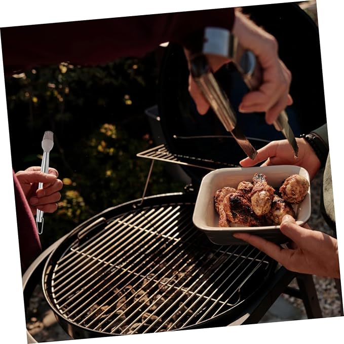 Stainless Steel Handle Silicone Basting Brush Heat Resistant Bbq Tool for Grilling Baking and Cooking Easy to Clean Non-melting for Marinades and Sauces