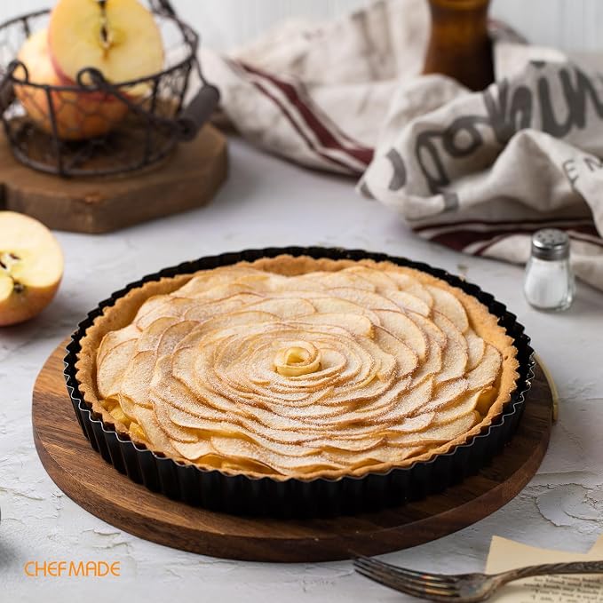 CHEFMADE 9.5-Inch Round Tart Pan with Removable Loose Bottom, Non-Stick Carbon Steel Quiche Pan for Oven Baking (Black)