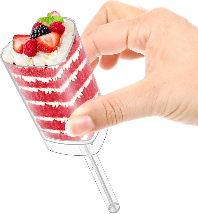 Jucoan 50 Pack Push Cake up Pop Containers, Heart Shape Plastic Cake Pop Shooter, Jelly Ice Cream Cupcake Push up Pop Containers with Lids for Wedding Birthday Baby Shower 4th of July Party