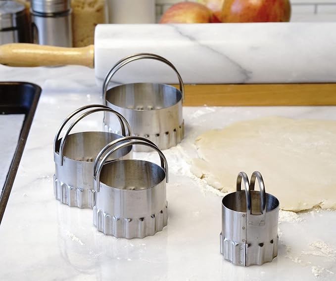 RSVP International Endurance Ripple Round Biscuit Cutters - Stainless Steel, Set of 4 | Nest for Easy Storage | For Cutting Thick or Thin Dough | Professional | High Handle Arch