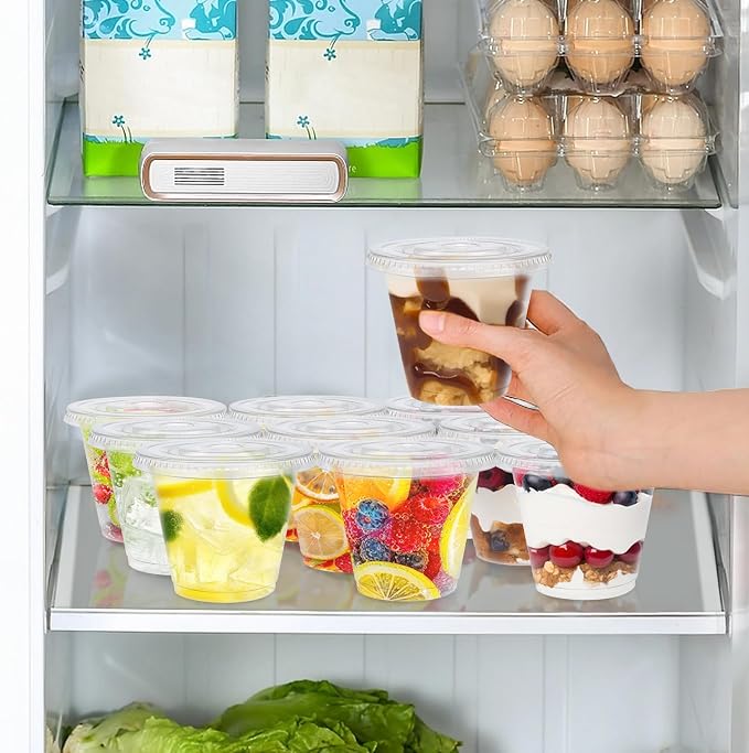 BYSNOW 100 Pack 9 oz Clear Plastic Cups With Flat Lids No Hole, Disposable Dessert Cups with Lids for Ice Cream, Pudding, Fruit, Cold Drinks, Cake, Snacks, Yogurt Parfait