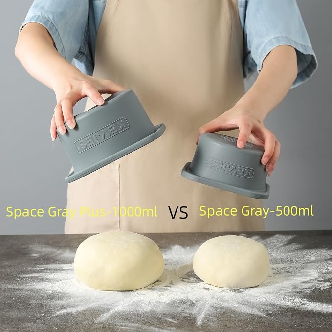 PLUS 1000ml Pizza Dough Proofing Boxes for DIY Artisan Pizza, Food Grade Silicone Stackable Containers with Lids, Sturdy Reinforced Steel. Freezer, Fridge, Dishwasher Safe (4Space Grey Plus)