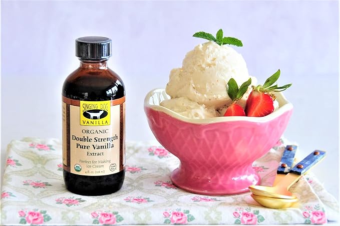 Singing Dog Vanilla Organic Double Strength Pure Vanilla Extract, 4 oz - 2x Vanilla Beans, USDA Organic - Ice Cream, Baking - Non-GMO, Allergen-Free