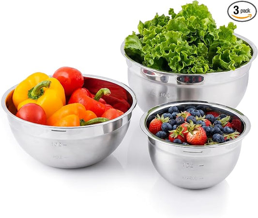 OVENTE Mixing Bowl Set with Lids, 3-Piece Stainless Steel Nesting Bowls for Easy Food Storage, Stackable Design, Kitchen Essential for Baking, Cooking and Prepping, Size 5, 3.5, 1.5QT, Silver BM46333S
