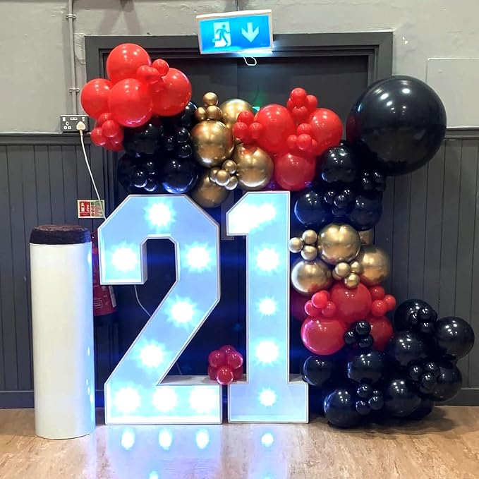 Red Black Gold Balloons Arch Kit 154pcs Different Sizes Latex Balloons for Casino Theme Party Wedding Backdrop New Year Birthday Graduation Hollywood Party Decorations