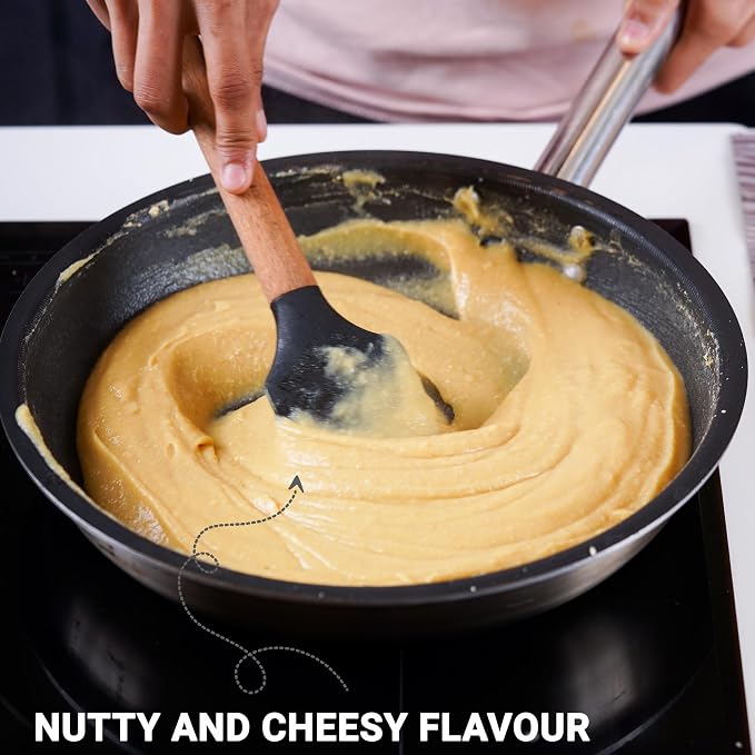 Urban Platter Nutritional Yeast Flakes | 3.53 Oz (100g) | Rich in B Vitamins & Protein | Gluten-Free, Non-GMO, Plant-Based Seasoning | Nutty & Cheesy Flavor | For Popcorn, Pasta & Salads