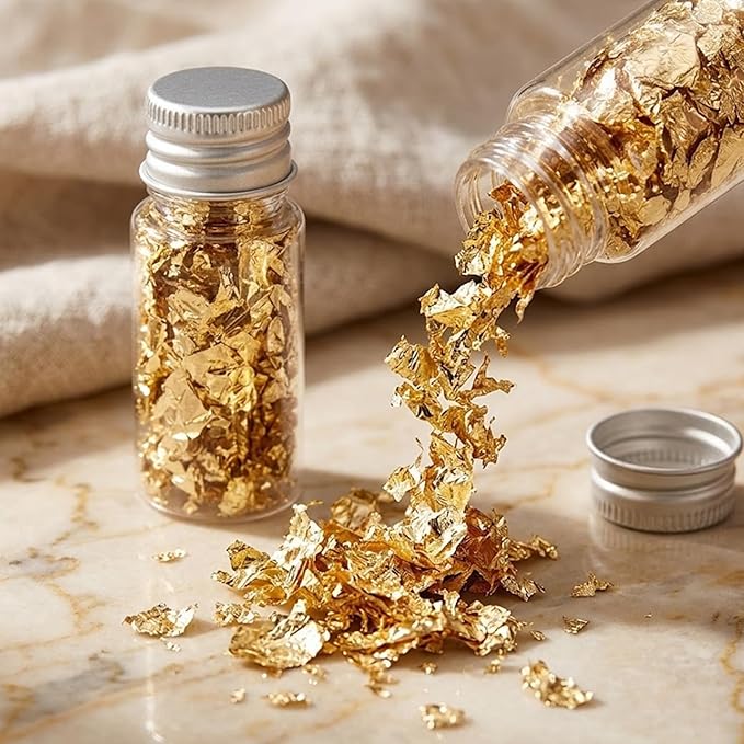 Lwuey Gold Leaf Flakes for Cake ＆ Drinks Decoration, 4PCS | Use for Cakes, Cupcakes, Chocolates, Desserts, Drinks, Cooking Decor, Birthday Party and Makeup Looks