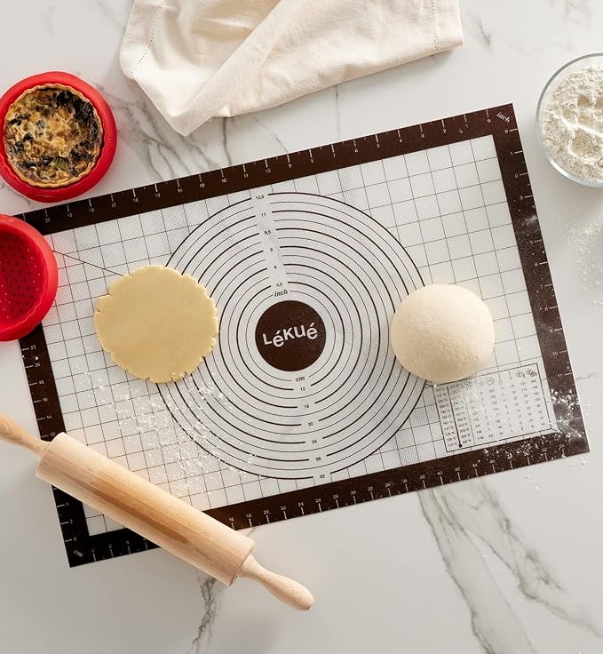 Lékué Non-stick Pastry Mat with measuring guides, 15.7 x 0.4 x 23.6inch