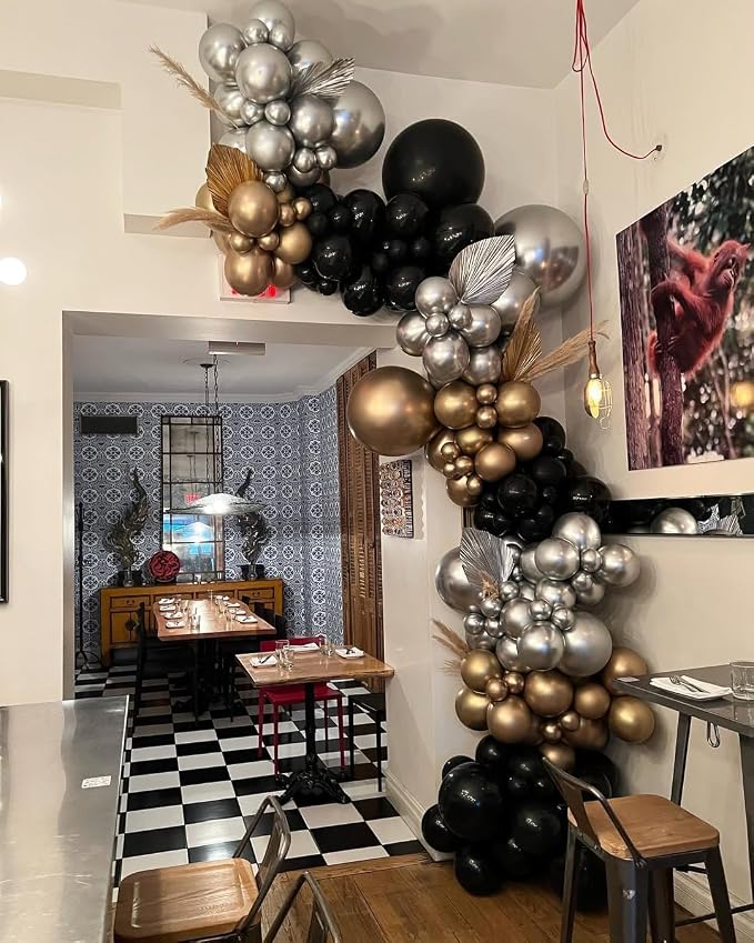 Black Gold and Silver Balloon Arch Garland Kit 153pcs with Star, 22 18 12 10 5in Different Size Black Gold Sliver Balloons for Birthday Anniversary 2026 Graduation New Year Party Decoration