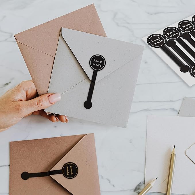 500pcs Handmade Food Baking Seal Stickers, Black Foil Self Adhesive Bakery Stickers, 3.9in Long Strip Tamper-Proof Packaging Sealing Labels for Lollipop Cake Cookie Bread