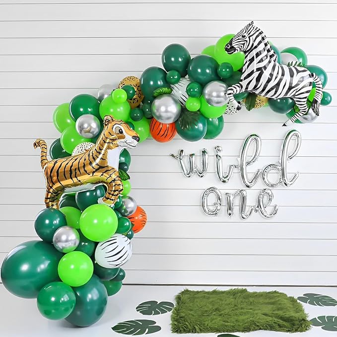 Voircoloria Dark Green Balloons, 66pack 12inch Green Latex Party Balloons for Birthday, Graduation, St. Patrick's Day, Christmas, Baby Shower, Dinosaur Party, Anniversary Party Decorations