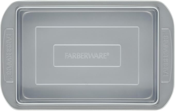 Farberware Nonstick Bakeware Rectangular Cake Pan with Lid, Cake Pans For Baking, 9-Inch x 13-Inch, Gray