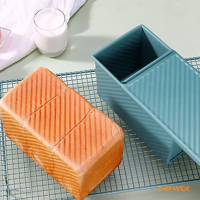 CHEFMADE Pullman Loaf Pan with Lid, 1Lb Non-Stick Bread Pan for Oven | Carbon steel bakeware toast mold with cover for even baking, easy release, and square sandwich slices (Green)