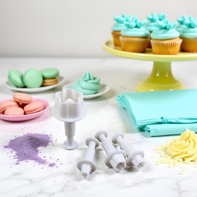 4Pcs White Flower Plunger Cookie Cutter DIY Blossom Flower Cake Fondant Mold Plastic Cake Decorating Tools Baking Accessories Cookie Cutters For Baking Plastic, Dessert and Candy Sculpting Tools