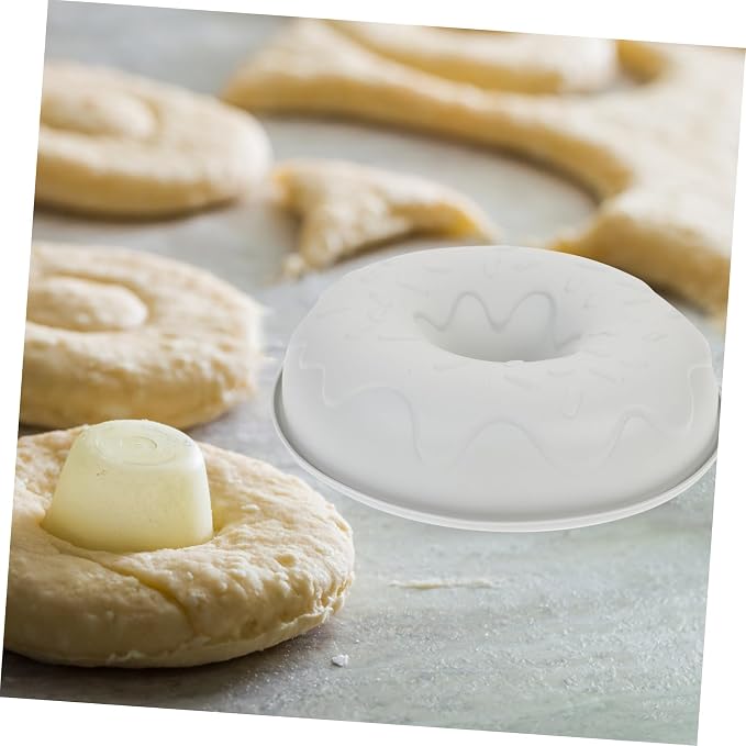 Hemoton 1pc Silicone Doughnut Mold for Baking Non-stick Donut Tray Cake Mould for Easy Baking for Parties and Celebrations